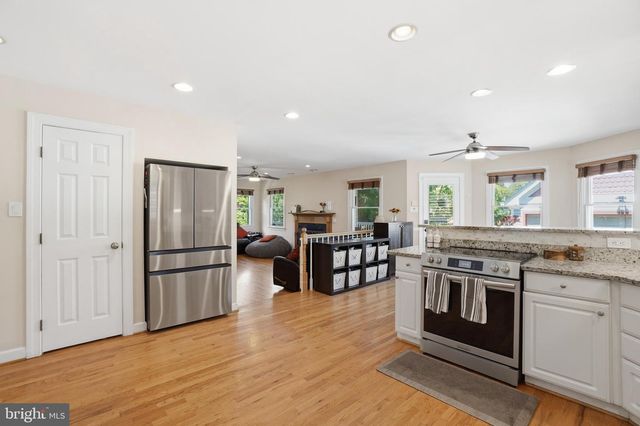 311 N LEE ST N, Falls Church, VA 22046