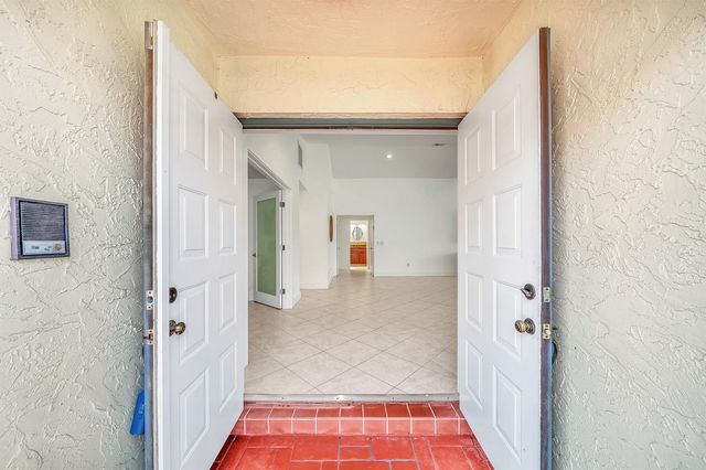 10255 Sunset Bend Drive, Boca Raton, FL 33428