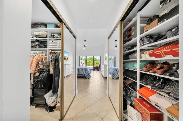 10255 Sunset Bend Drive, Boca Raton, FL 33428