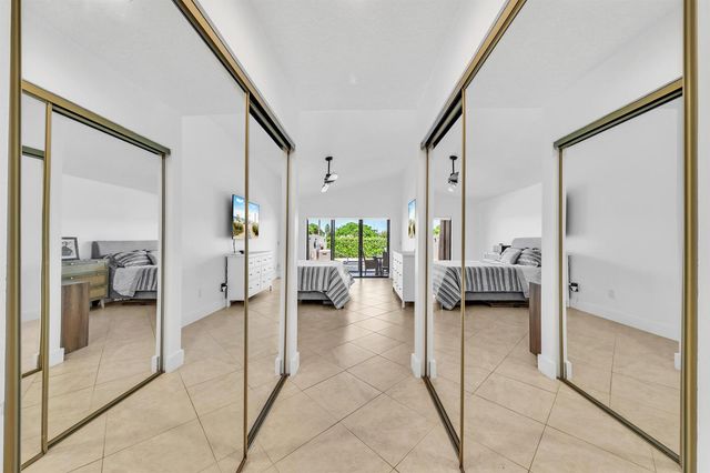 10255 Sunset Bend Drive, Boca Raton, FL 33428