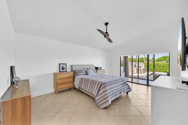 10255 Sunset Bend Drive, Boca Raton, FL 33428