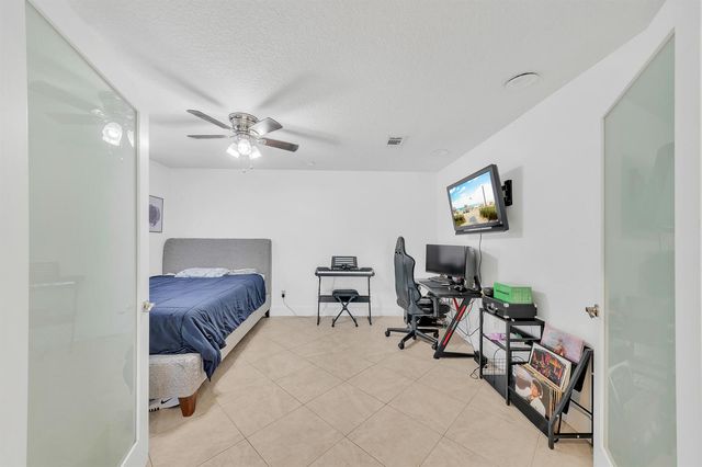 10255 Sunset Bend Drive, Boca Raton, FL 33428