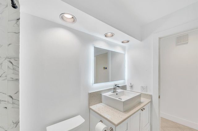 10255 Sunset Bend Drive, Boca Raton, FL 33428