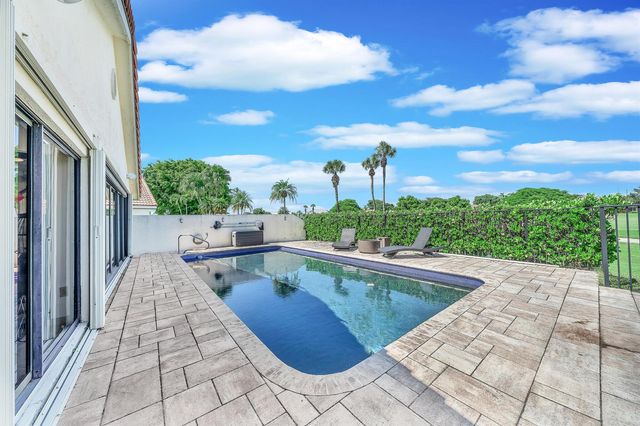 10255 Sunset Bend Drive, Boca Raton, FL 33428
