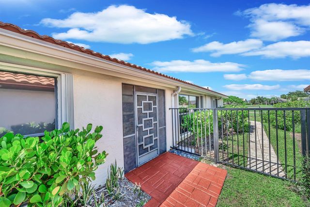10255 Sunset Bend Drive, Boca Raton, FL 33428