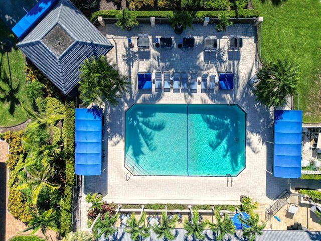 10255 Sunset Bend Drive, Boca Raton, FL 33428