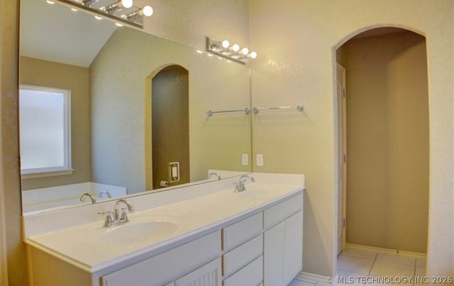 2101 E Princeton Street, Broken Arrow, OK 74012