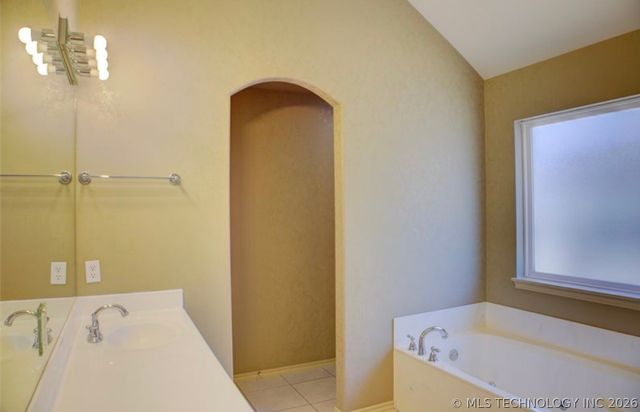 2101 E Princeton Street, Broken Arrow, OK 74012