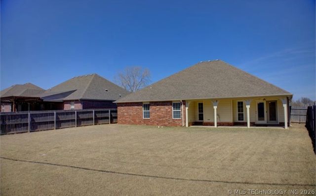 2101 E Princeton Street, Broken Arrow, OK 74012