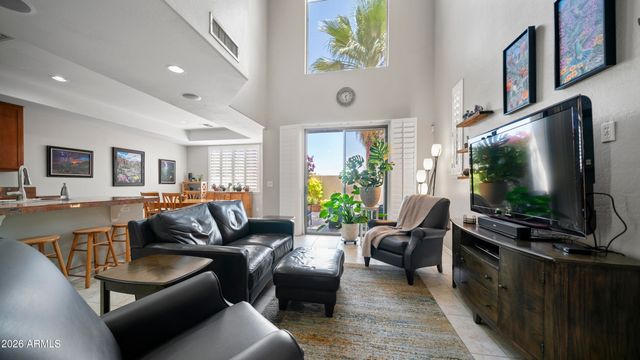 7303 N 14TH Street 12, Phoenix, AZ 85020