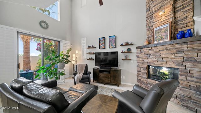 7303 N 14TH Street 12, Phoenix, AZ 85020