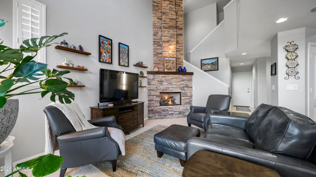 7303 N 14TH Street 12, Phoenix, AZ 85020