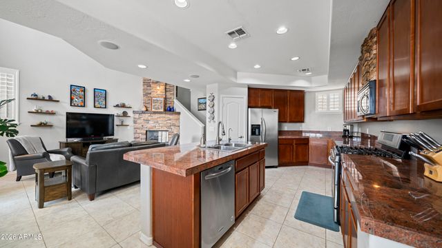 7303 N 14TH Street 12, Phoenix, AZ 85020