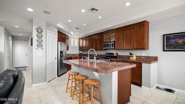 7303 N 14TH Street 12, Phoenix, AZ 85020