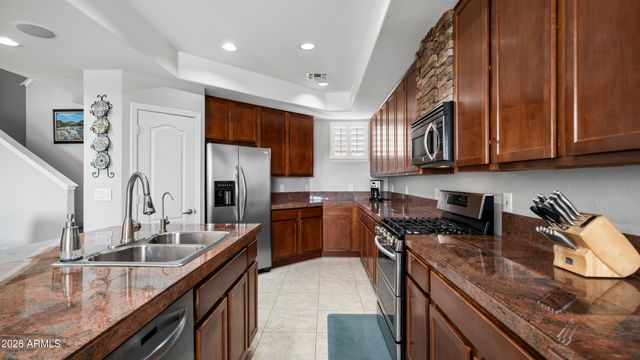 7303 N 14TH Street 12, Phoenix, AZ 85020