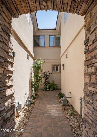 7303 N 14TH Street 12, Phoenix, AZ 85020