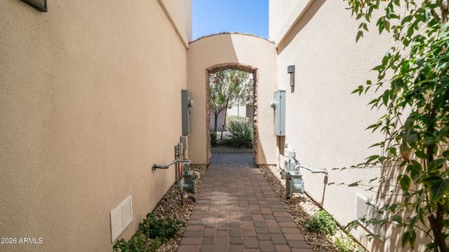 7303 N 14TH Street 12, Phoenix, AZ 85020