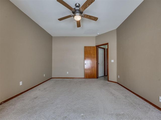 320 W Pines Way, Mustang, OK 73064