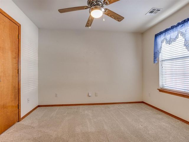 320 W Pines Way, Mustang, OK 73064