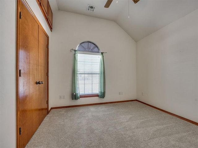 320 W Pines Way, Mustang, OK 73064