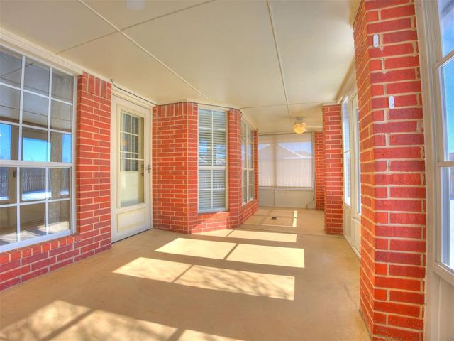 320 W Pines Way, Mustang, OK 73064