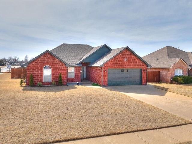 320 W Pines Way, Mustang, OK 73064