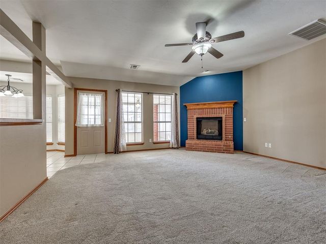 320 W Pines Way, Mustang, OK 73064