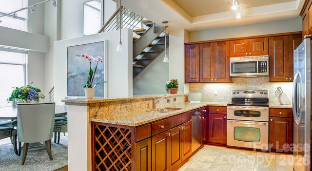 4300 Sharon Road PH1, Charlotte, NC 28211