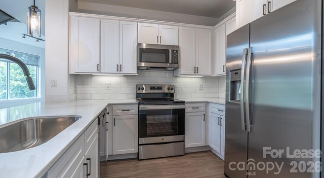 4300 Sharon Road PH1, Charlotte, NC 28211