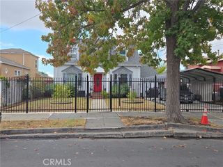 9821 Sunnyside, Oakland, CA 94603