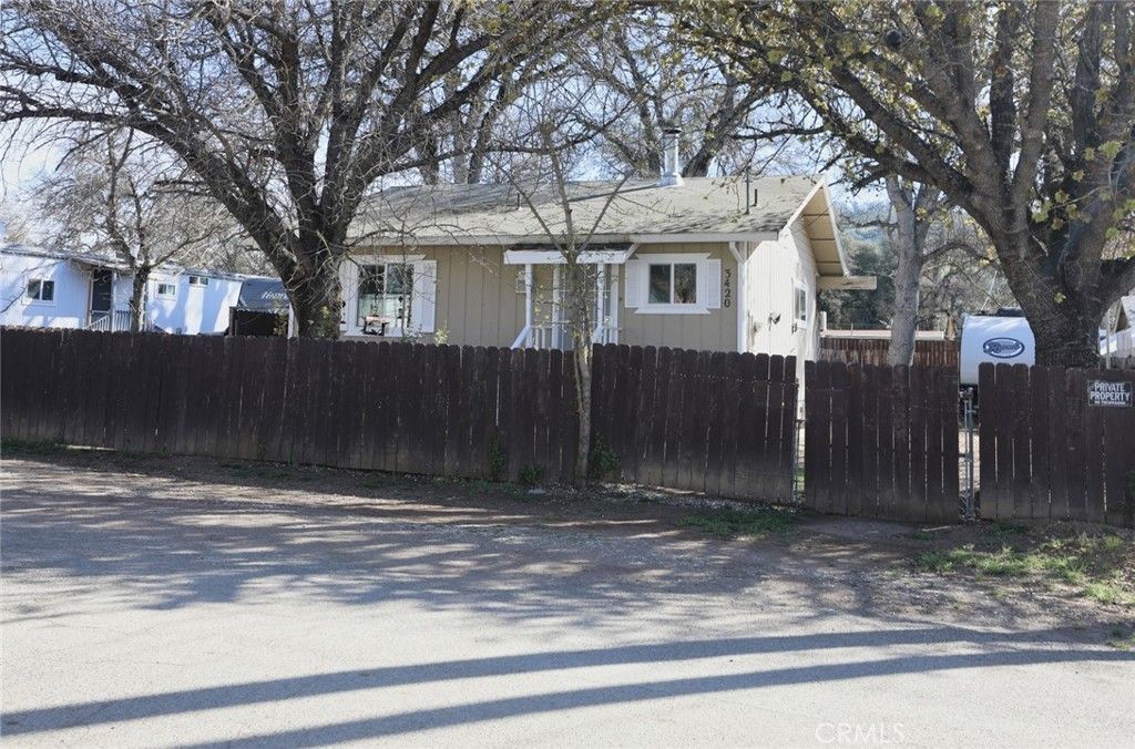 Image 4 of property listing at 3420 Harrison, Clearlake, CA 95422