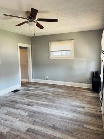 813 5th Avenue, Dayton, KY 41074