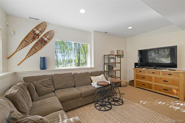 109 Deer Track Court, Granby, CO 80446