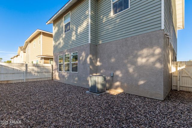 3218 W GLENDALE Avenue 27, Phoenix, AZ 85051