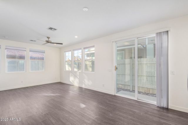 3218 W GLENDALE Avenue 27, Phoenix, AZ 85051