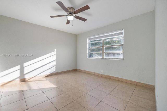 2525 N 23rd Avenue, Hollywood, FL 33020