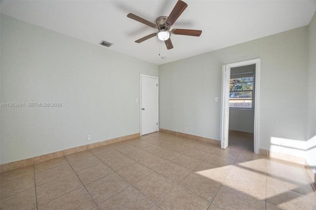 2525 N 23rd Avenue, Hollywood, FL 33020