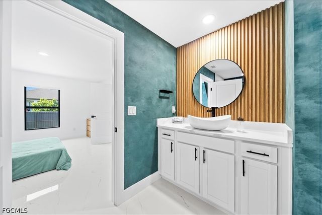 2112 NE 1st AVE, Cape Coral, FL 33909