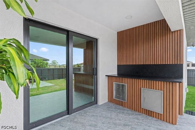 2112 NE 1st AVE, Cape Coral, FL 33909