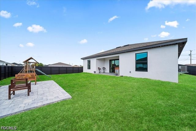 2112 NE 1st AVE, Cape Coral, FL 33909