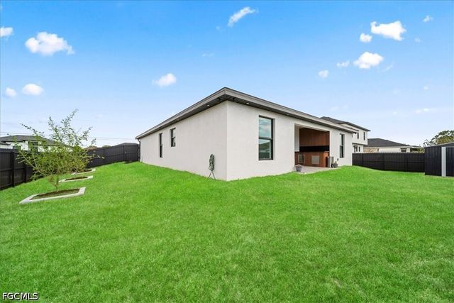 2112 NE 1st AVE, Cape Coral, FL 33909