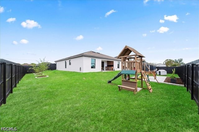 2112 NE 1st AVE, Cape Coral, FL 33909