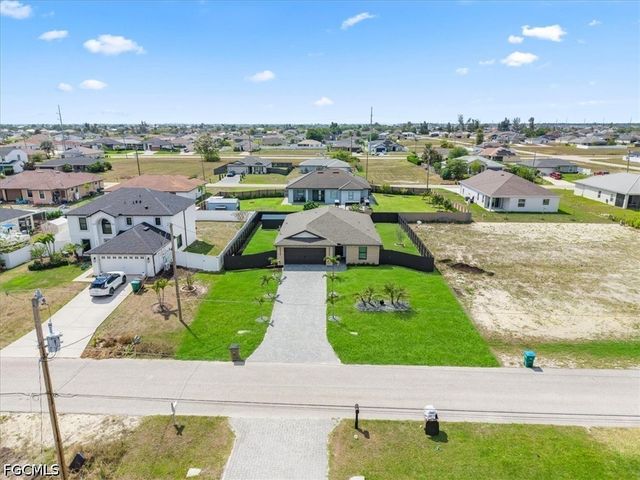 2112 NE 1st AVE, Cape Coral, FL 33909