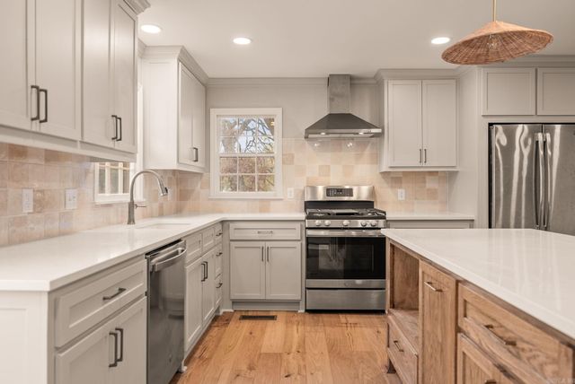 824 N Taylor Street, Little Rock, AR 72205