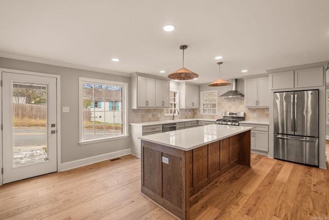 824 N Taylor Street, Little Rock, AR 72205