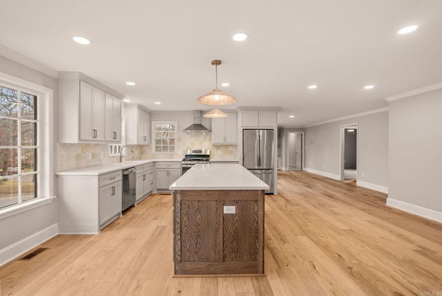 824 N Taylor Street, Little Rock, AR 72205