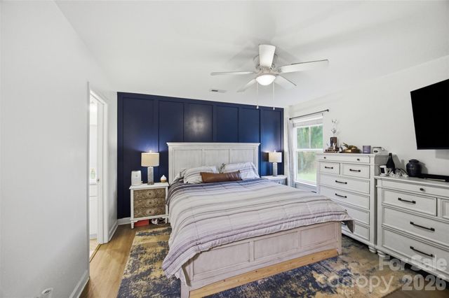 1003 Adams Street, Statesville, NC 28677