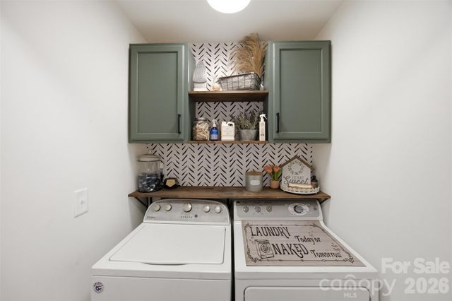 1003 Adams Street, Statesville, NC 28677