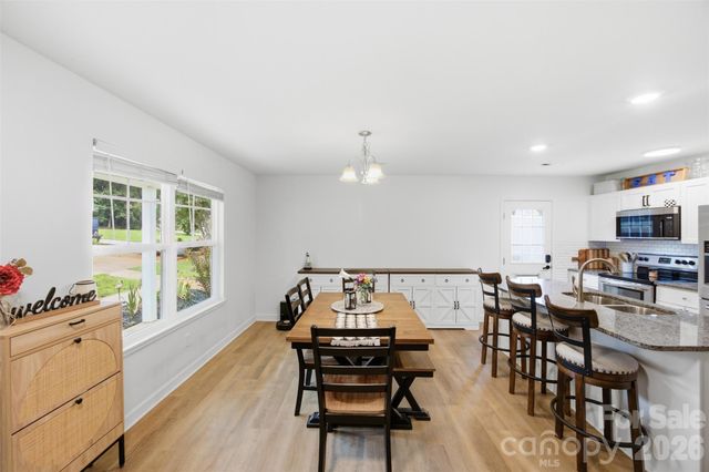 1003 Adams Street, Statesville, NC 28677