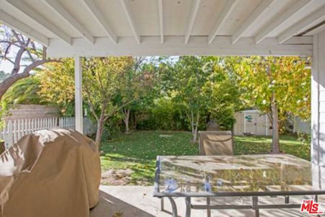 5049 SERRANIA Avenue, Woodland Hills (los Angeles), CA 91364